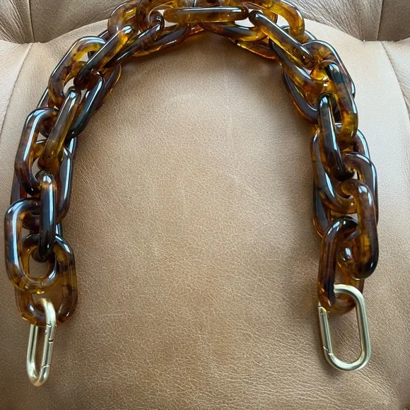 Clare V. Tortoise Chain Strap - Picture 2 of 8